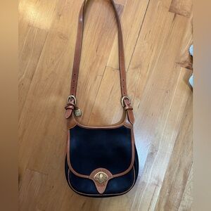 Vintage Dooney and Bourke vintage shoulder bag